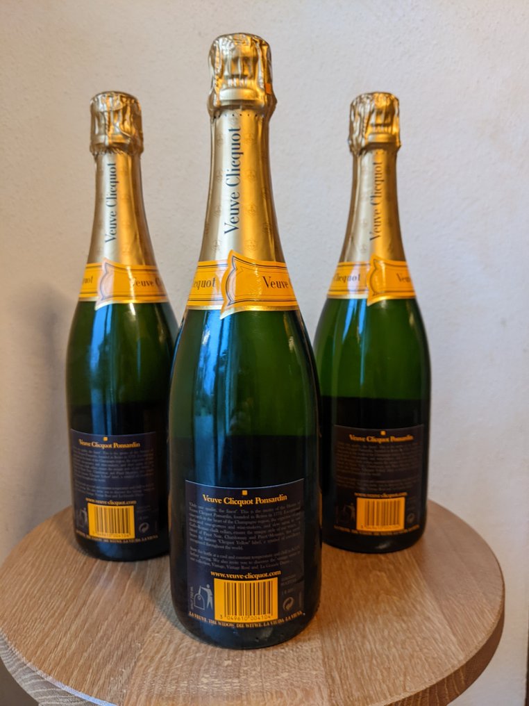Veuve Clicquot, Ponsardin - Champagne Brut - 3 Bottles (0.75L) #4.3