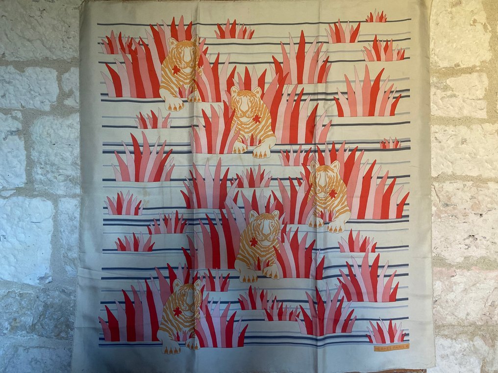 Hermès - " Tigres Dans Les Herbes" par Joachim Metz 1979 ( une seule édition ) - Écharpe #2.1