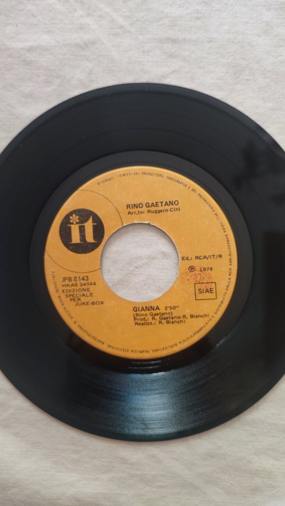 Various Artists/Bands in Pop - 24 x 7" singles - Italian Selection Juke Box Promo 45's and more! - EP 7" - 1966 #1.0