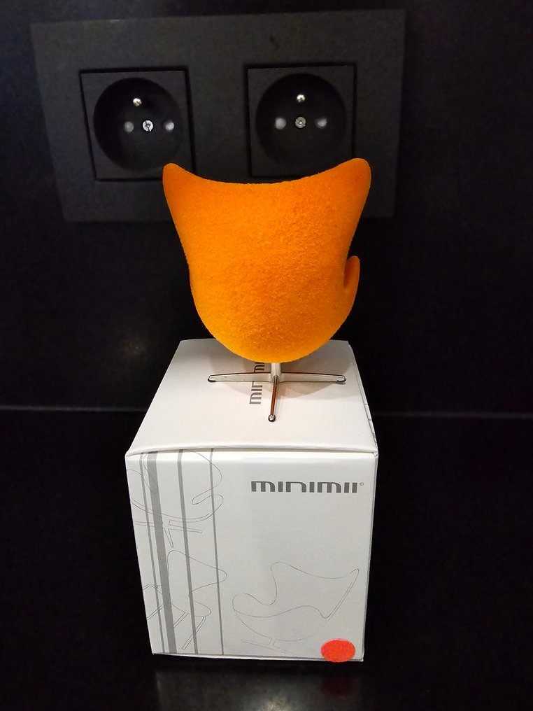 Minimii - Arne Jacobsen - Stuhl - Miniatur Ei Lounge-Stuhl - Polyurethan, Stahl #3.2