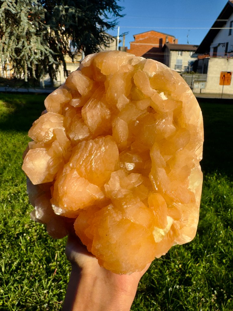 美丽的橙色Stilbite 水晶在矩陣上 - 高度: 18 cm - 闊度: 16 cm- 3198 g - (1) #2.1