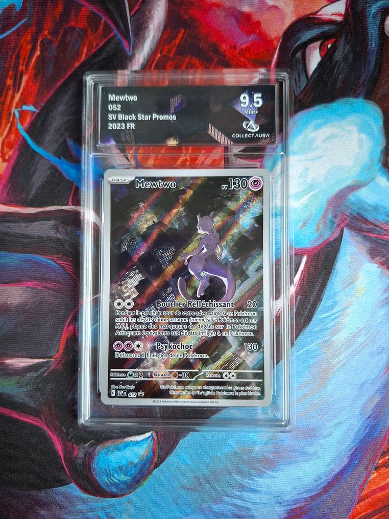 Pokémon - 1 Graded card - Mewtwo 052 Promo-kort, Folie - CollectAura 9.5 - Scarlet & Violet - SV Black Star Promos #1.0