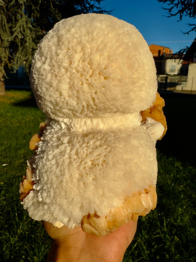 Amazing Mesolite balls on Orange Srilbite Crystal on matrix - Height: 17 cm - Width: 15 cm- 2340 g - (1) #1.0