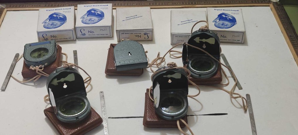Germany - 5 Lufft Compasses Original Bézard Compass Fluid - Model II FI, France - With boxes and cases. - Military accessories #1.0