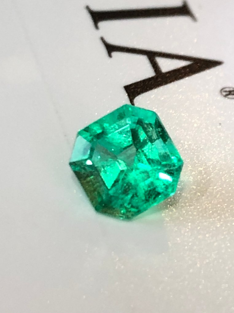 1 pcs Green Emerald - 1.18 ct - Gemological Institute of America (GIA) #1.0