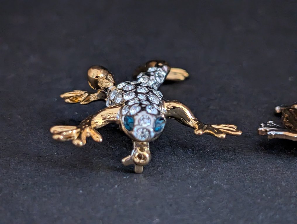 Άγαλμα, Broches kikkers ingelegd met Swarovski elementen - 5 cm - Μέταλλο, επενδυμένο με ροδίου - 1980 #3.2