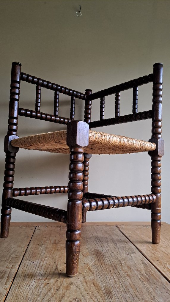 椅 - Eikenhout/Biezen #1.0