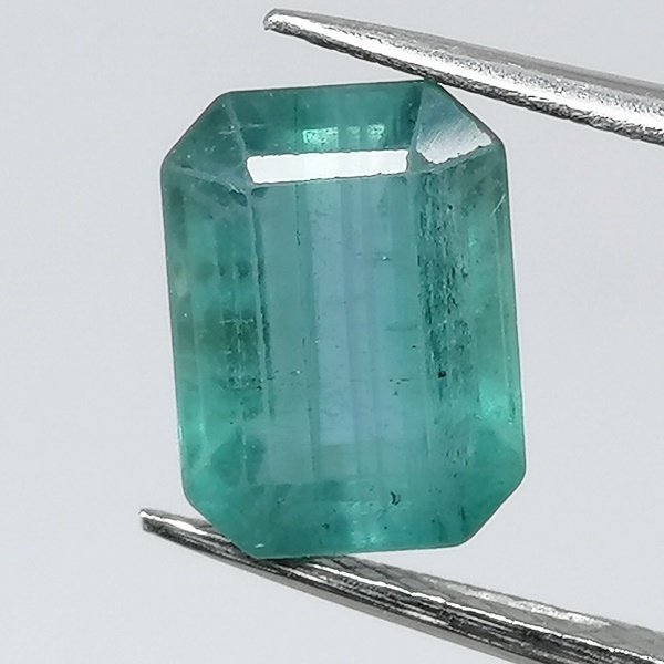 1 pcs  Vihreä Smaragdi  - 2.67 ct - Instituto Gemólogico Español (IGE) #1.0