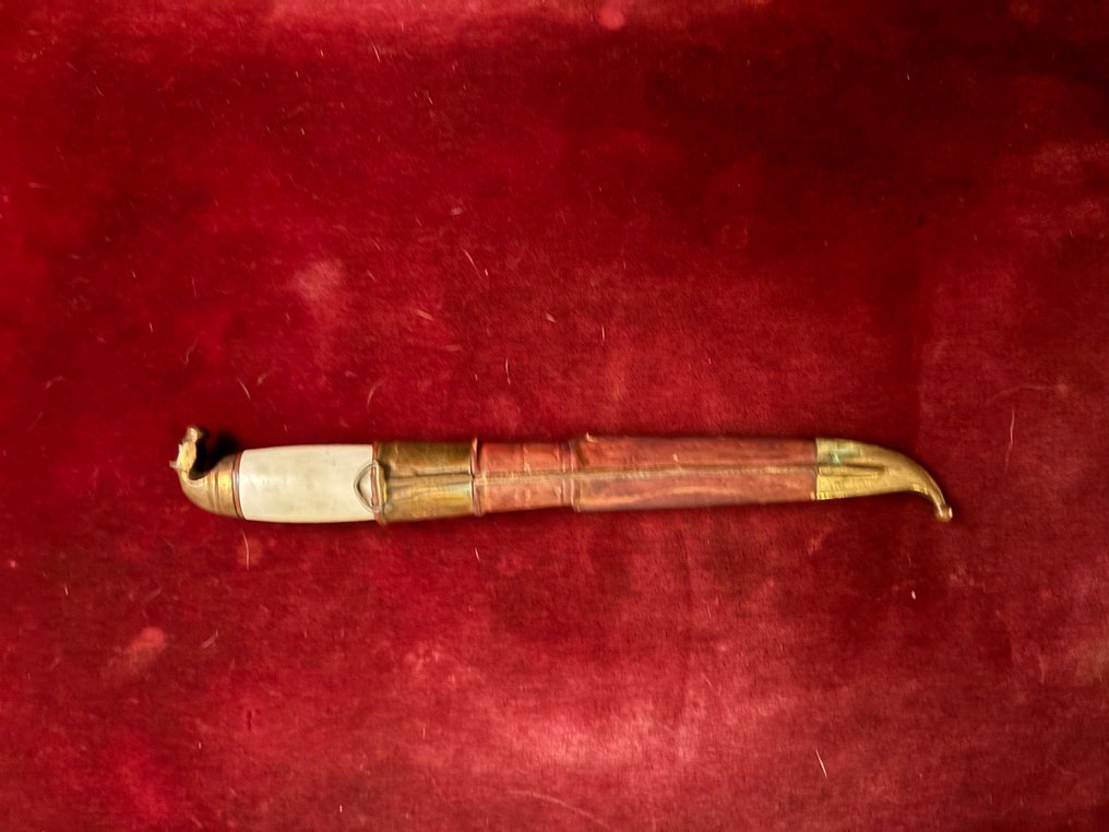 Θήκη μαχαιριών - Ξύλο, Δέρμα, Ορείχαλκος #1.0