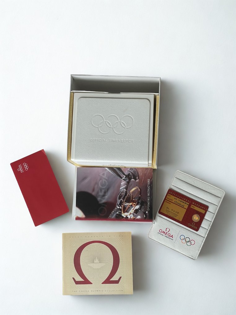 Omega - Speedmaster - 323.10.40.40.04.001 - Herren - 2000-2010 #1.0