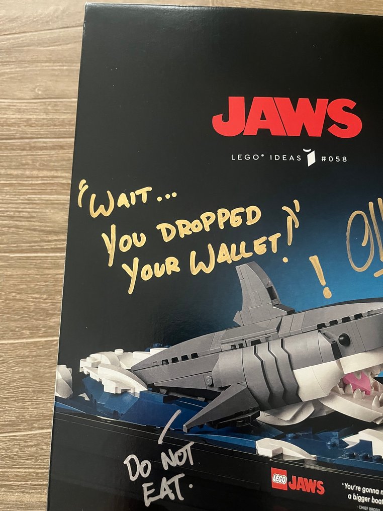 Lego Set - 21350 - Ideas (CUUSOO) - Jaws SIGNED #1.0