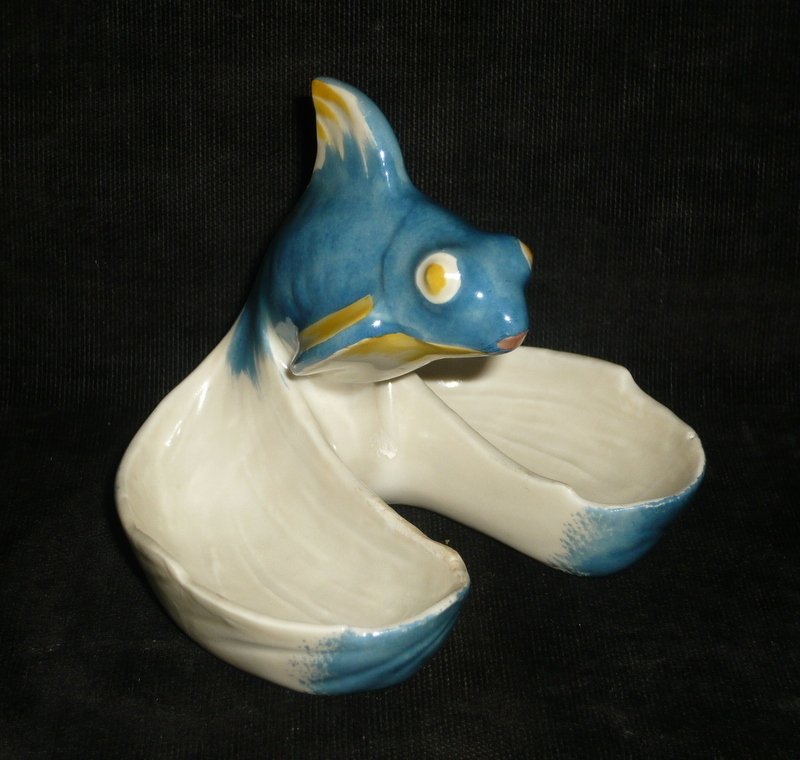 Théodore Haviland, Limoges - Édouard Sandoz (1881-1971) - Saltkjeller - Dobbel fiskformet salière - Porselen #1.0