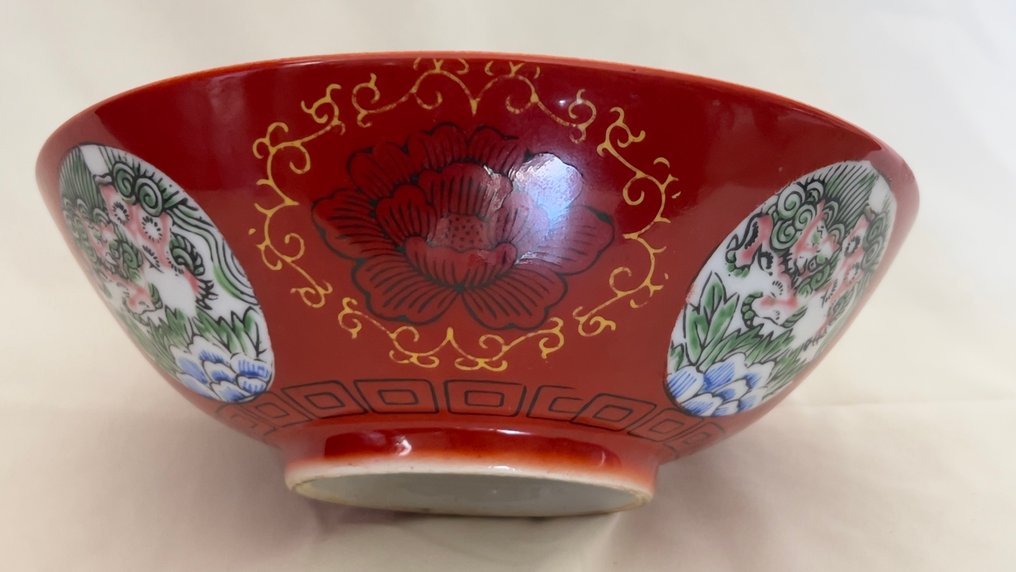 Kulho - Posliini - Qing-dynastian korallinpunainen #2.1