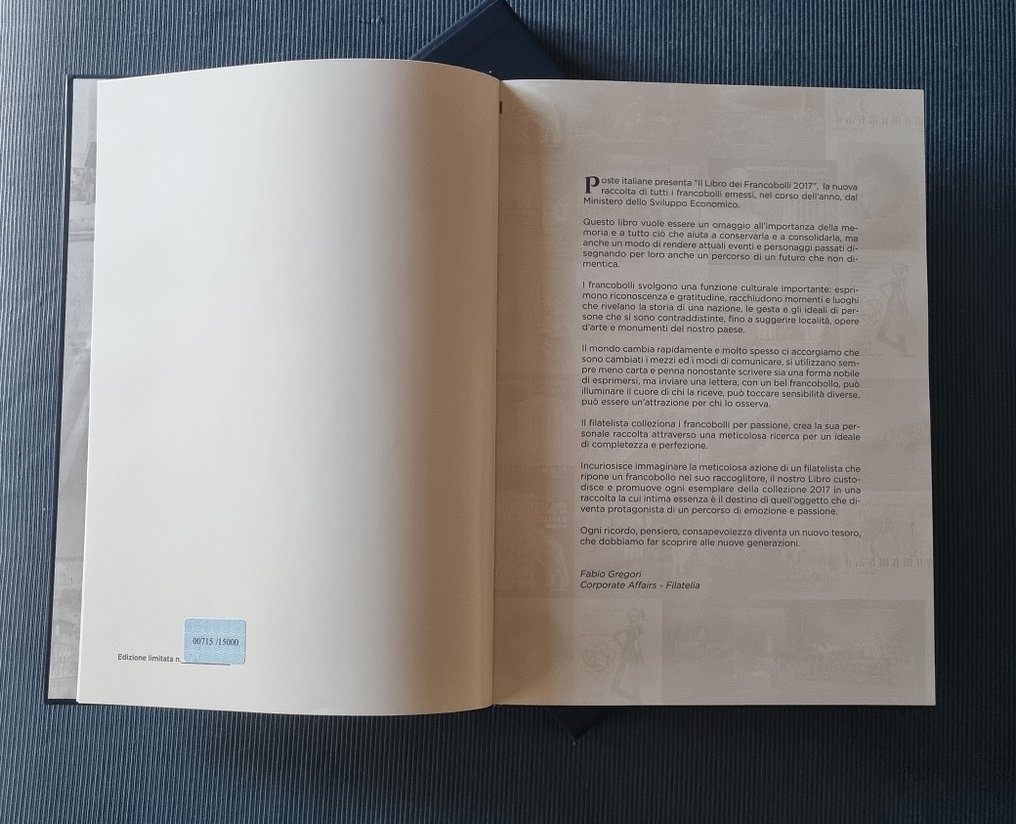 意大利 2017 - 意大利邮政2017年邮票册，装裱完好，附带CVP、CD及收藏盒。 #1.0