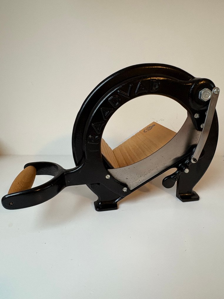 Raavad - Ove Larsen - Bread slicer -  Model 294 - Wood #1.0