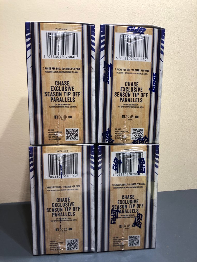 2025/26 Topps NBA LeBron James, Luka Doncic, Stephen Curry, Victor Wembanyama - 4 Sealed box - Mint (M) #1.0