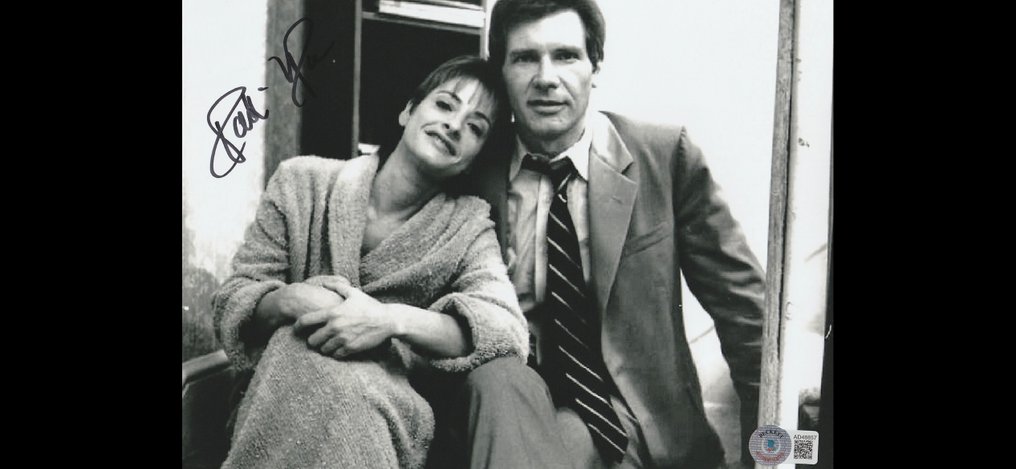 Witness - Signed by Patti LuPone (Elaine) #3.2