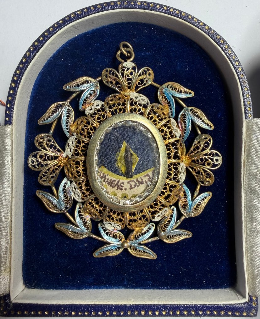 Reliquiario - Argento, Filigrana D'argento, Vetro, Tessuto - 1850-1900 - Ex Spina della Corona di Nostro Signore Gesù Cristo #1.0