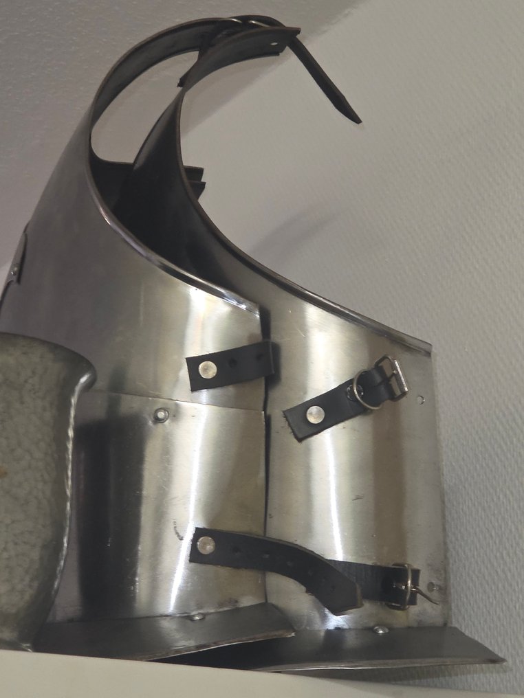 Sconosciuto - Harnas, con wambuis, modello medievale autentico. - replica. - Uniforme militare #2.1