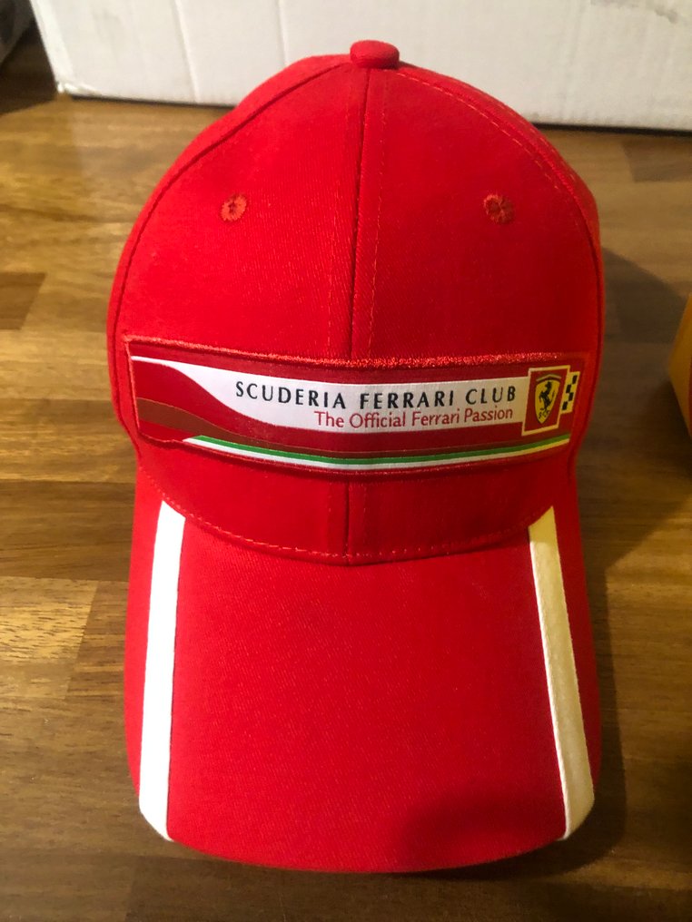 法拉利卡佩利诺斯库迪里亚法拉利+旗帜+欢迎盒子2024 - Ferrari - 2024 #1.0