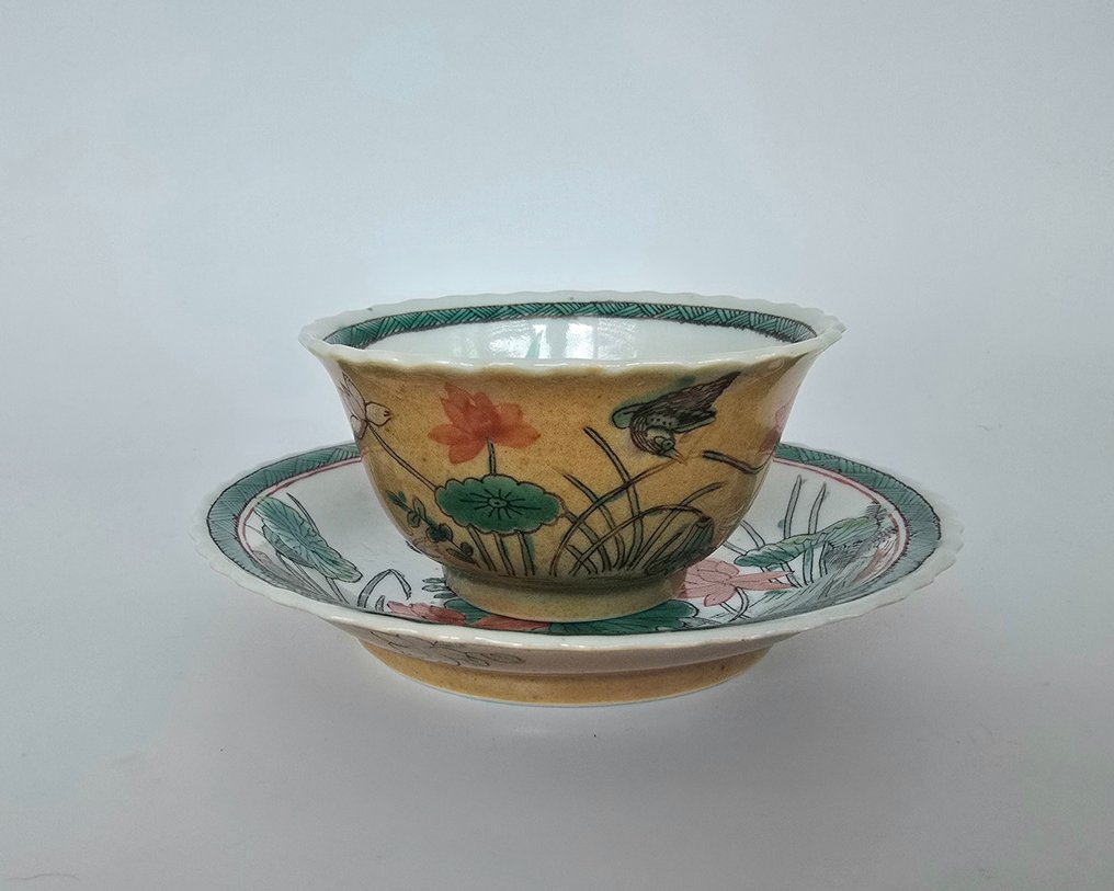 Cup and saucer (2) - Porcelain #1.0