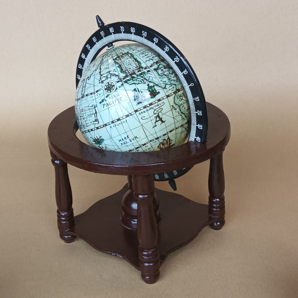 Tabletop globe - 1950-1960 #3.2