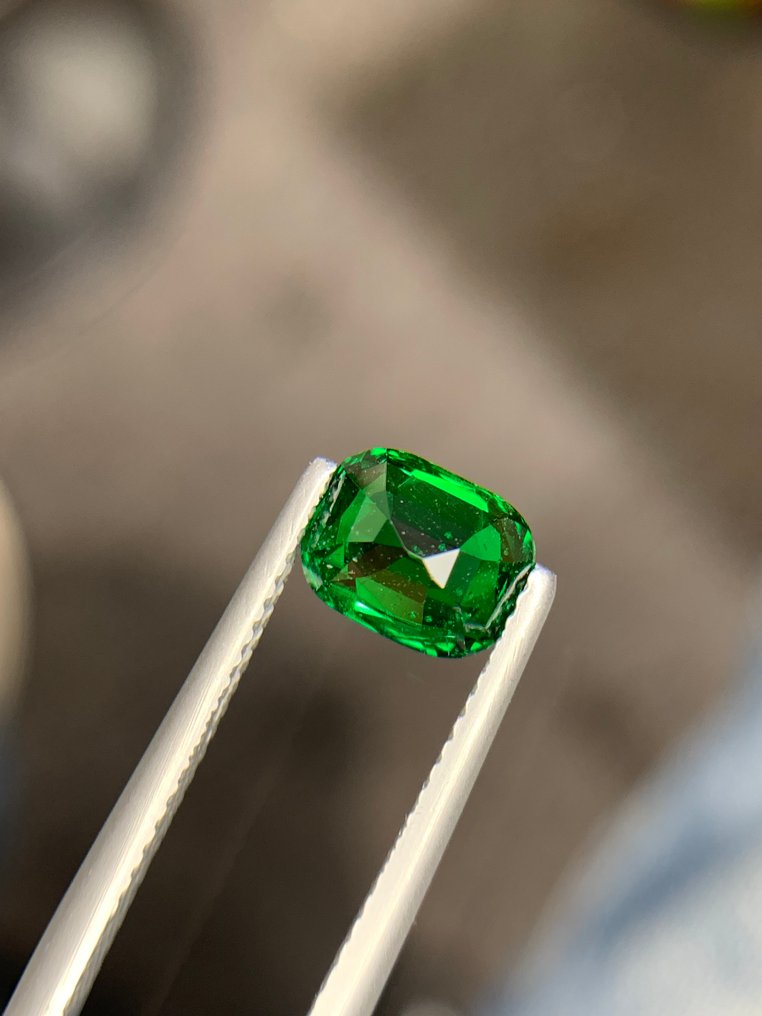 χωρίς τιμή ασφαλείας - 1 pcs  Πράσινο Τσαβορίτης  - 2.08 ct - Διεθνής Ένωση Έγχρωμων Πολύτιμων Λίθων (ICA GemLab) #4.3