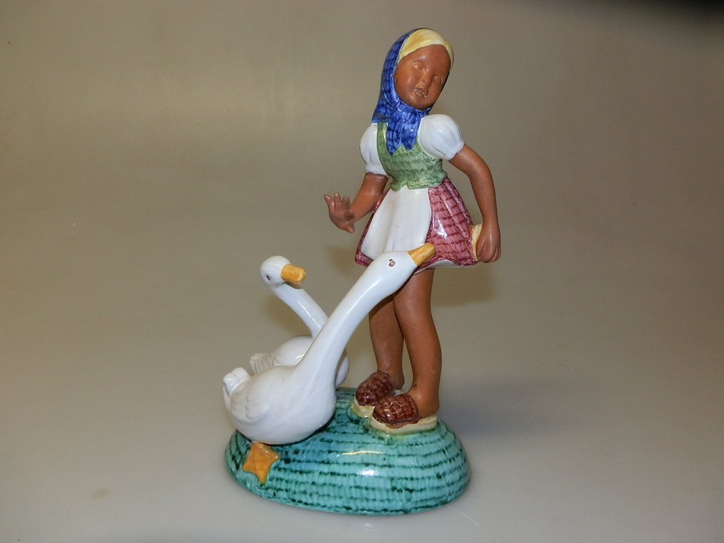 S.A.C.A Sesto Fiorentino,Leopold Anzengruber - Statue, Fanciulla con papere - 14 cm - Ceramic #1.0