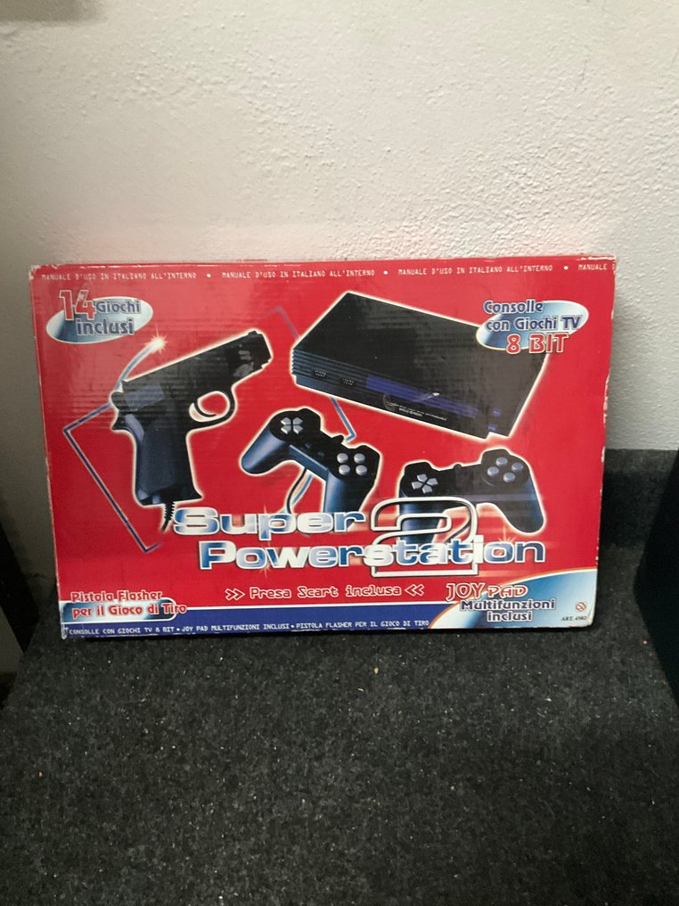 Super Powerstation - 8-BIT (clone) - Famicom clone system that looks like a PS2 - Konsola do gier wideo - W oryginalnym pudełku #1.0