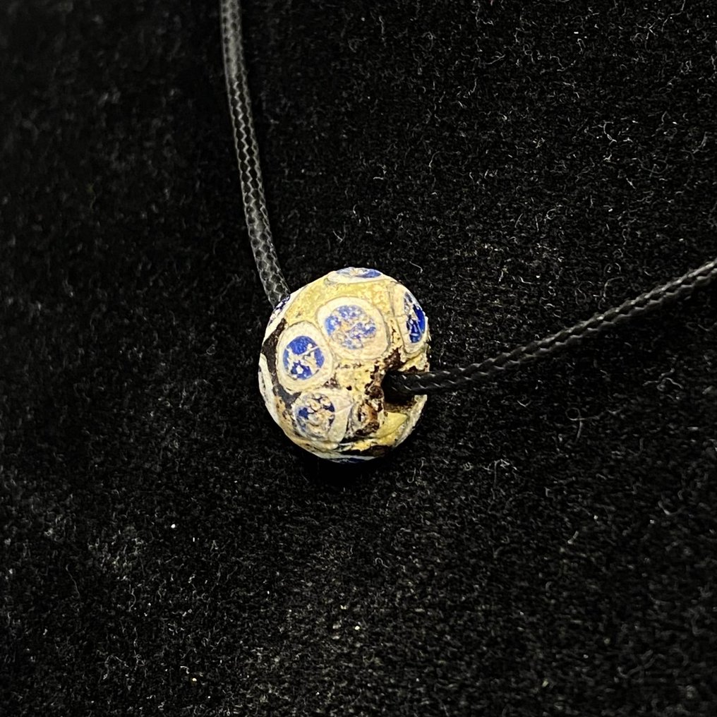 Φοινικικό Γυαλί Αρχαίο φοινικικό μωσαϊκό γυάλινο χάντρα με μπλε και κίτρινα κυκλικά μοτίβα. Φοινικική κουλτούρα,  (χωρίς τιμή ασφαλείας) #1.0