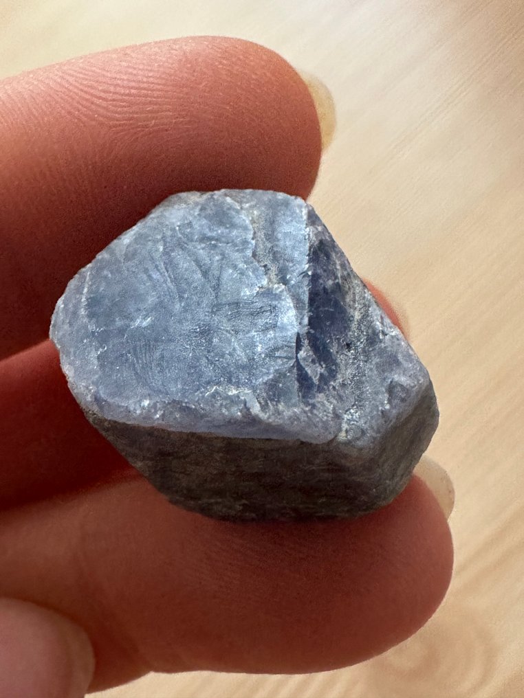 Ζαφείρι Εντυπωσιακό σάπφειρ Padparadscha. Πρωτότυπο, πλήρες κρύσταλλο %100 ειδικό κομμάτι. 52,25 καράτια. - Ύψος: 20 mm - Πλάτος: 16 mm- 14.7 g #3.2