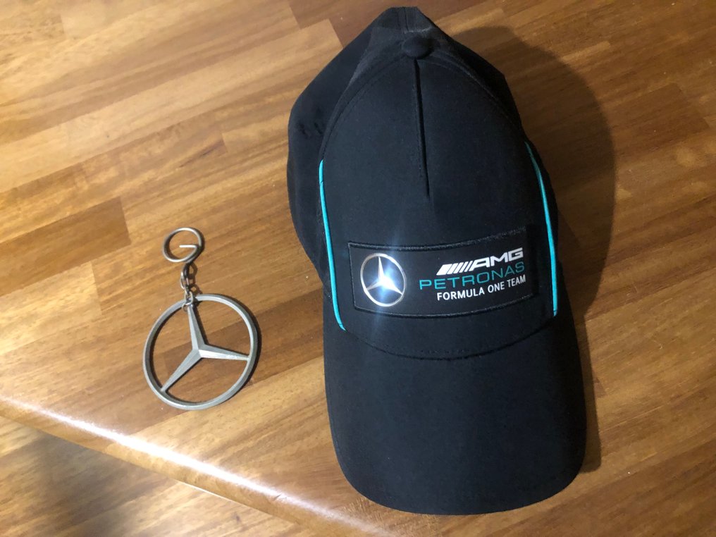 梅赛德斯AMG一级方程式官方帽子，全新 + 三尖徽标 - Ferrari - 2000 #1.0