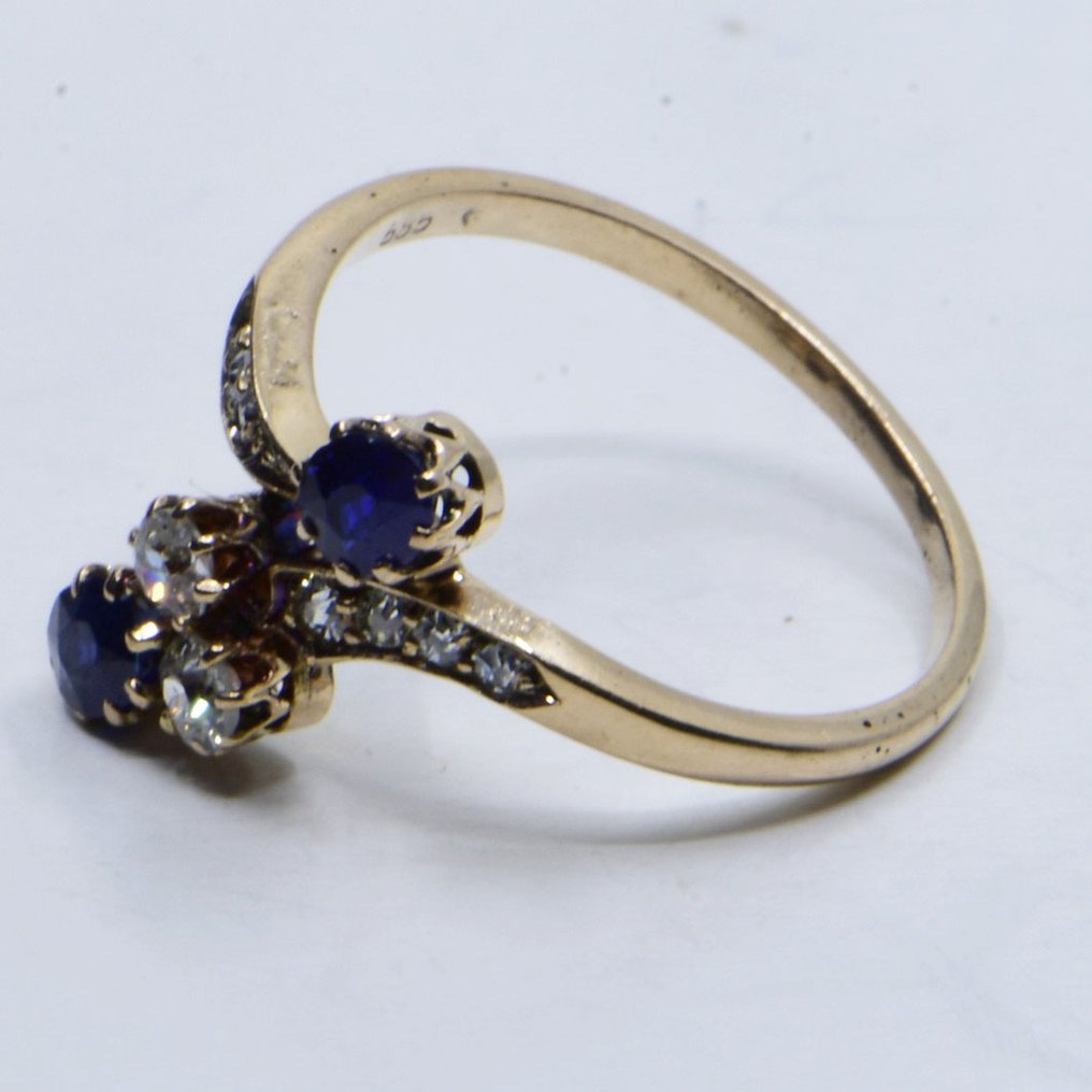 Δαχτυλίδι - 14 καράτια Κίτρινο χρυσό -  0.28ct. tw. Ζαφείρι - Διαμάντι #1.0