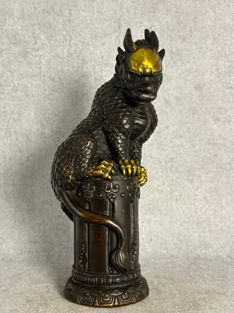 Draak op pilaar - 青銅色 - 亞洲  (沒有保留價) #2.1