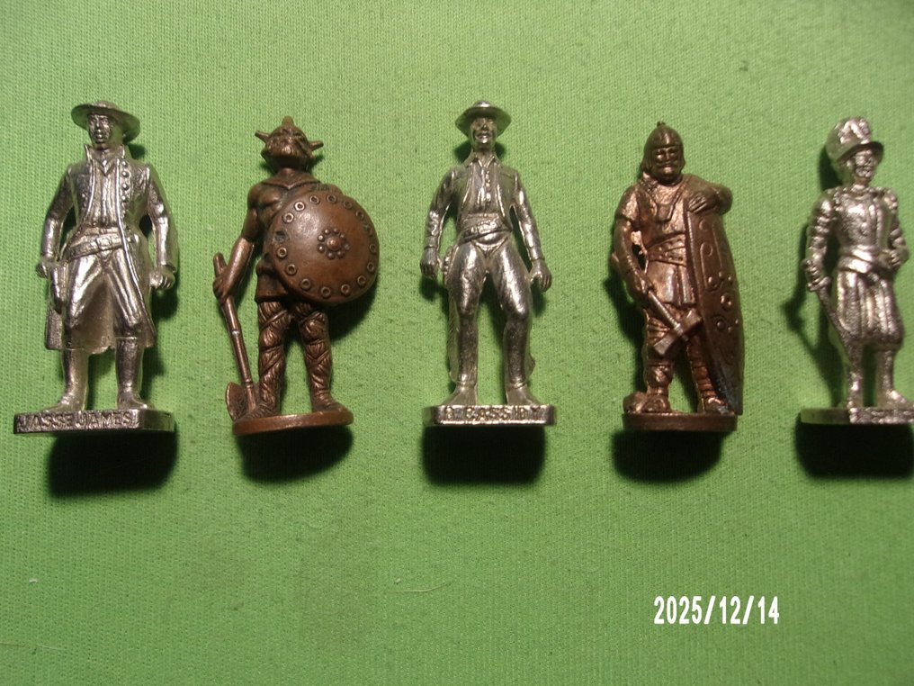 Temasamling - Miniaturefiguren af metal. #3.2