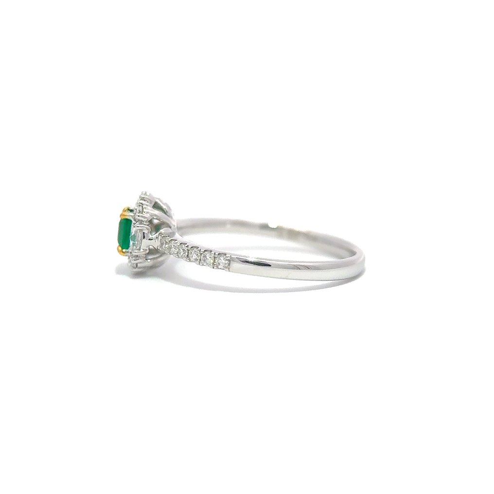 Ring - 18 kraat Hvidguld -  0.58ct. tw. Smaragd - Diamant #2.1