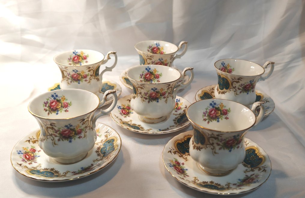 Royal Albert - Kahviastiasto 6:lle (12) - Luuposliini - Berkeley #1.0