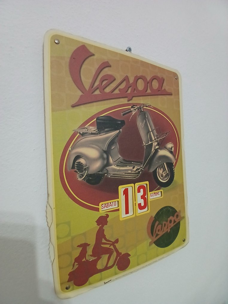 Perpetual calendar - Piaggio - Piaggio Vespa - Italy - Perpetual calendar #2.1