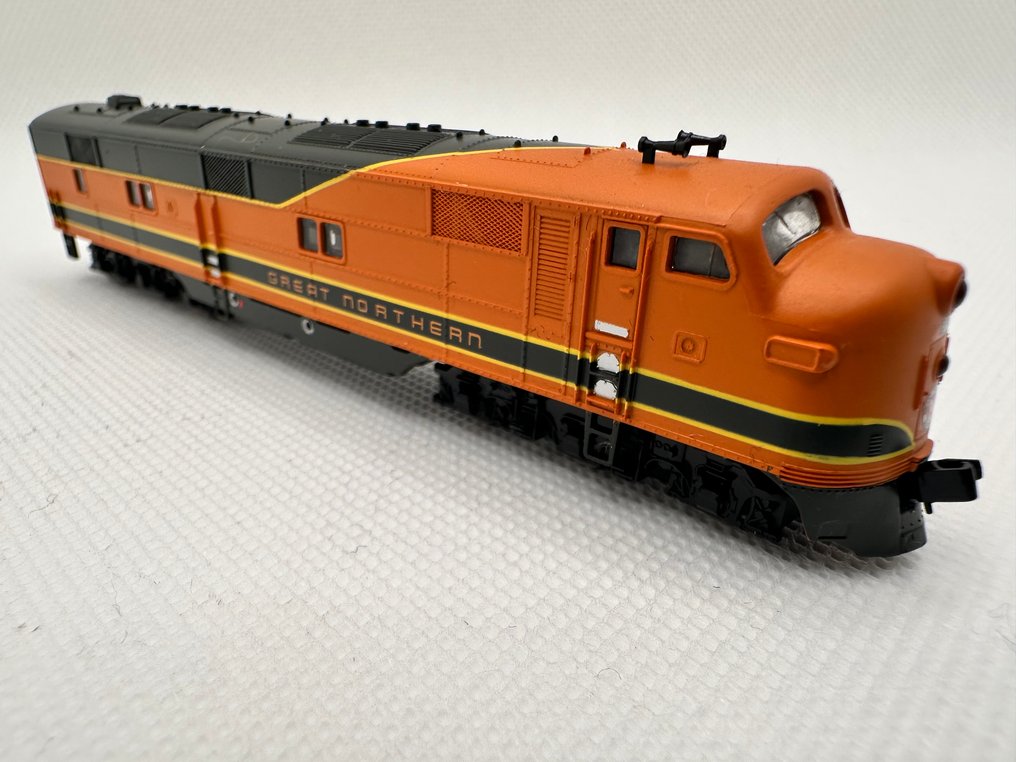 Life like N - Πετρελαιοκίνητη-ηλεκτροκίνητη μηχανή τρένου (1) - Great Northern #4.3