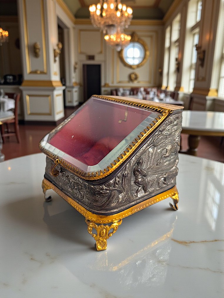 Sieradendoos - 1850 - 1900 - Napoleon III - Jachtscene - Messing, Kristal #1.0