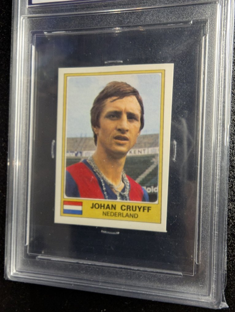 1976 Panini Euro Football Johan Cruyff 193 Sarjoitettu kortti, Graded card - MGC 7 - 1 Graded card #1.0