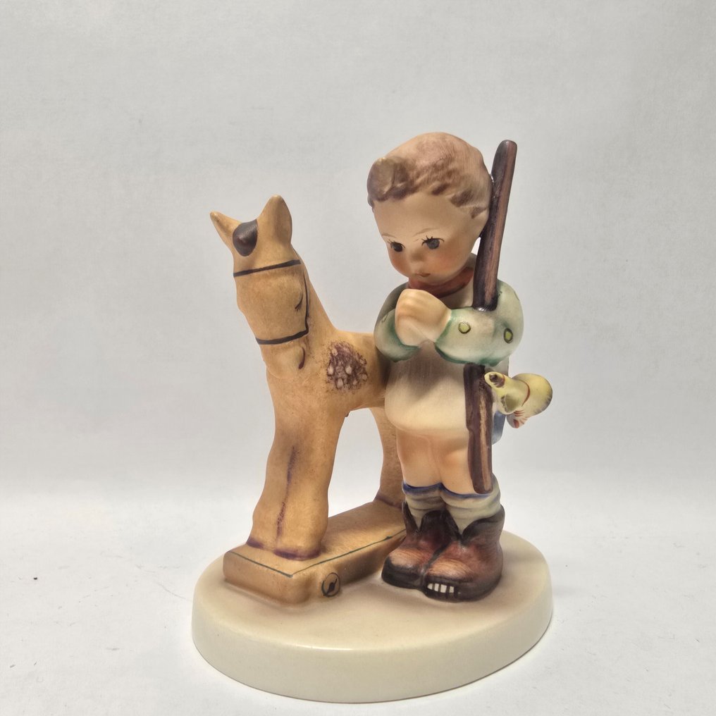 Goebel - Figuriini - hummel #20 - Prayer Before Battle - TMK3 - Posliini #2.1