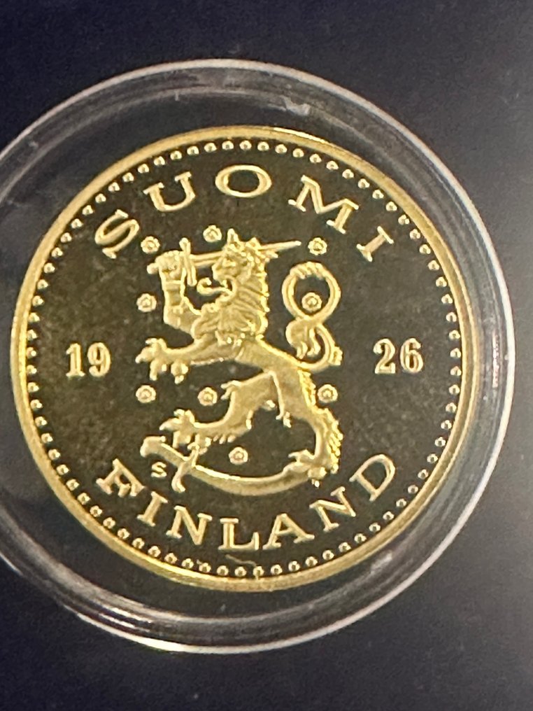 Finlanda. Lot of 7 medals: 1, 10, 50, 100, 200 Markkaa, part of the Set "Suomen markan history 1864-2001" 2005/2006 #2.1