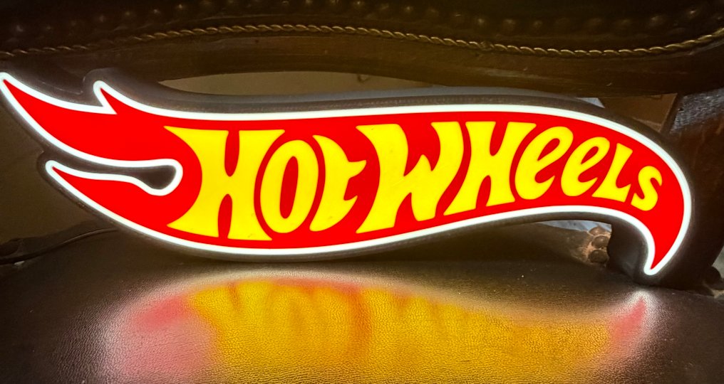 Διαφημιστική φιγούρα - Singular Luminous Cartel Hot Wheels - 2000-2010 #4.3