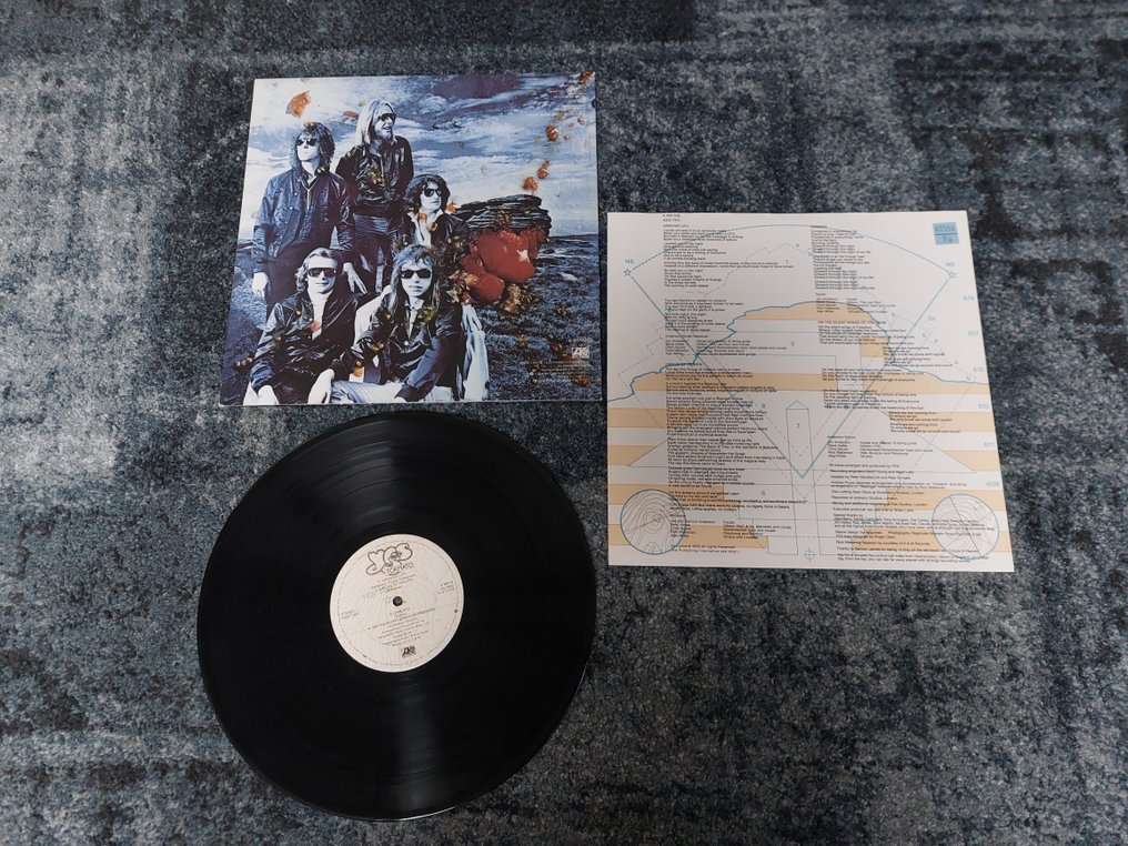 Yes, Mike Oldfield, Orchestral Manoeuvres in the Dark, Vangelis - Artiști multipli - " 5 ORIGINAL ALBUMS from the late 70's and early 80's " - Titluri multiple - Albume LP (mai multe articole) - Tescuire Diversă (vezi descrierea) - 1978 #4.3