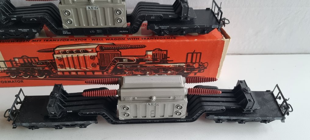 Märklin H0 - 4618 2 x + 4618 - Model wagonu towarowego (3) - 2 x Union trafo diepladers + 1 met kist dieplader - DB #4.3