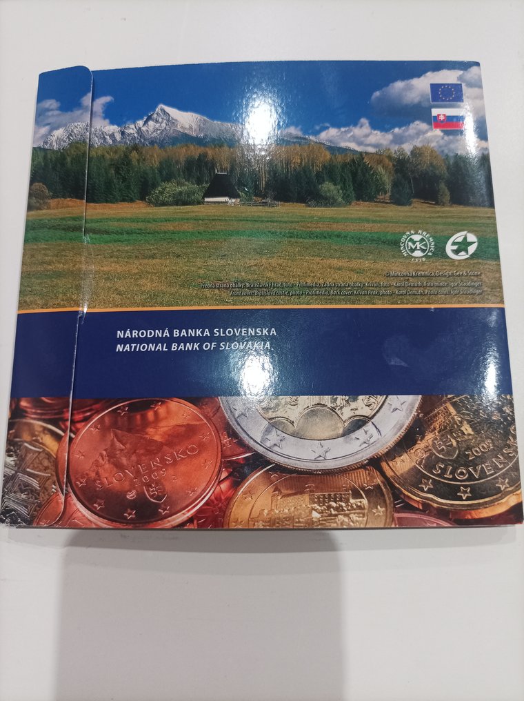 Slovakia. Year Set (BU) 2009/2010 (2 sets)  (Ei pohjahintaa) #4.3