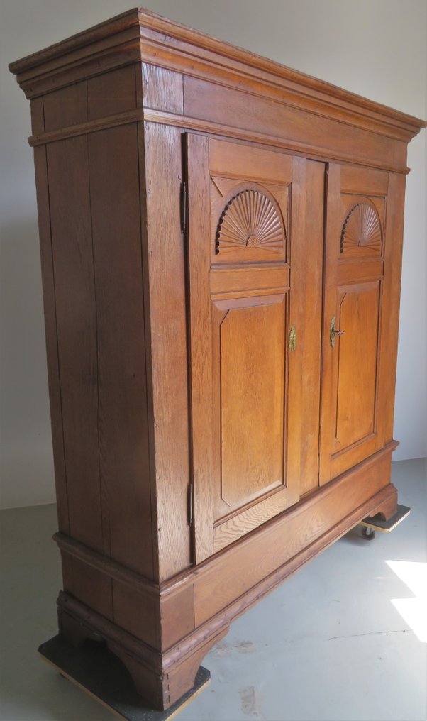 Skap - Eik, Smijern, Kobber - Levering mulig #1.0