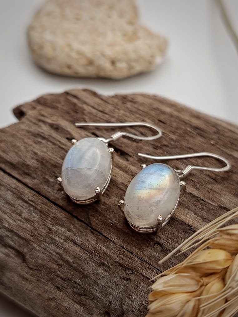 925纯银耳环，配白色顶级 Labradorite - 高度: 32 mm - 闊度: 10 mm- 5.7 g - (1) #3.2