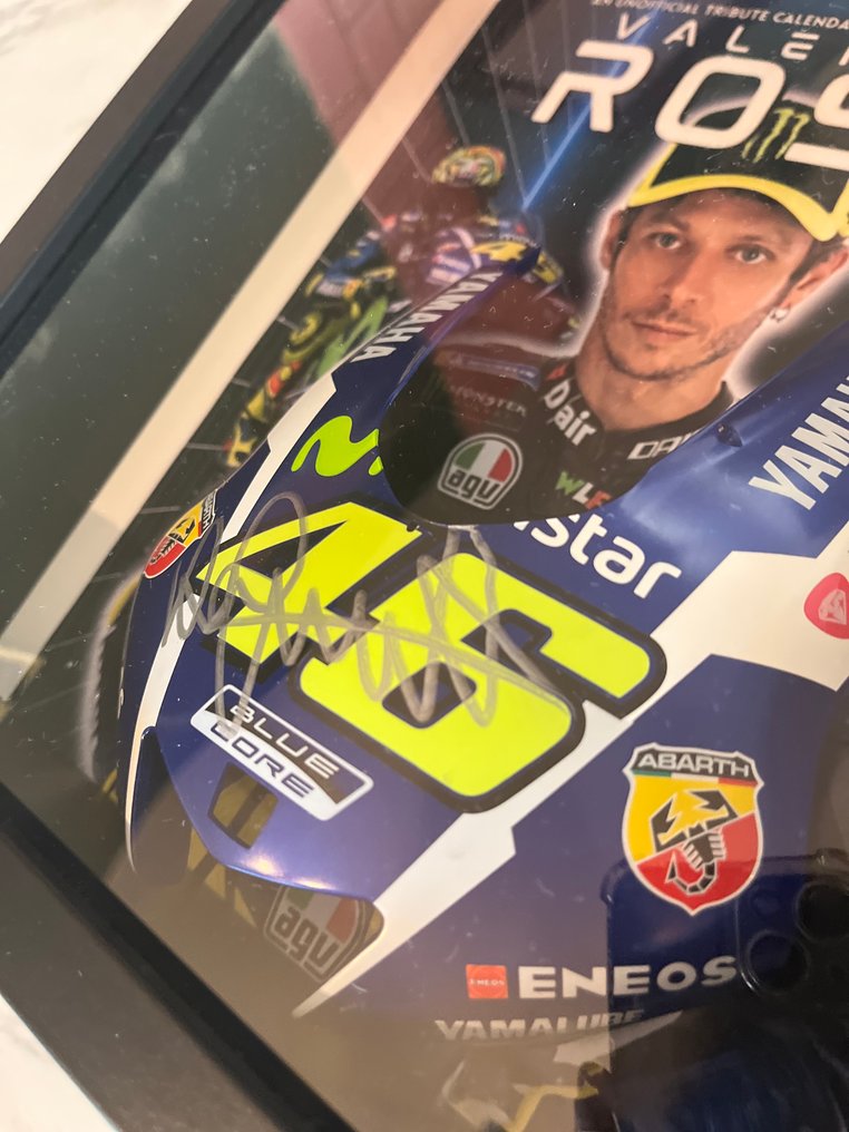 Movistar Yamaha MotoGP - Valentino Rossi - Scale 1/4 nosecone  #2.1